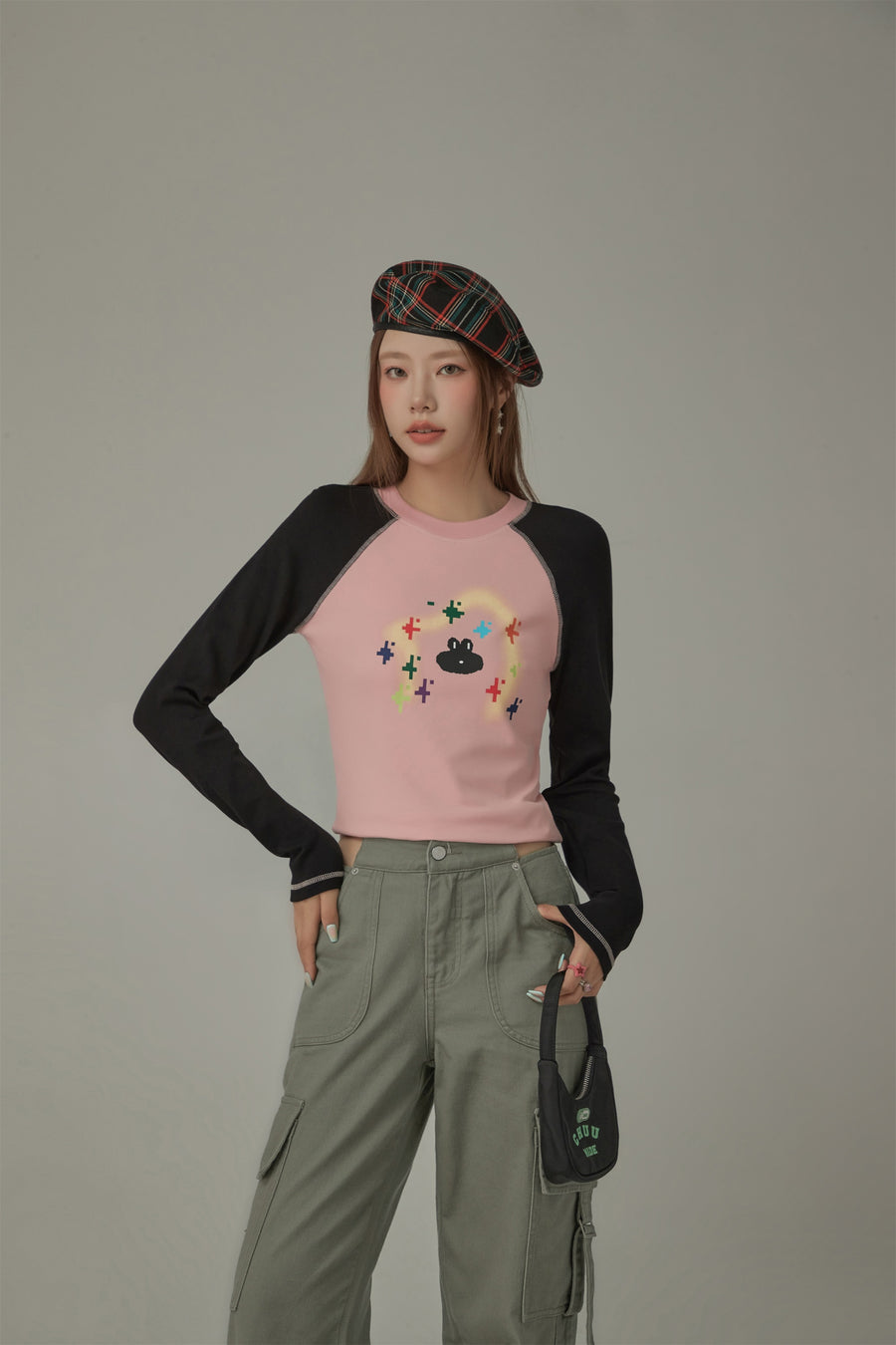 CHUU Character Pixel Stars Color Long Sleeve T-Shirt