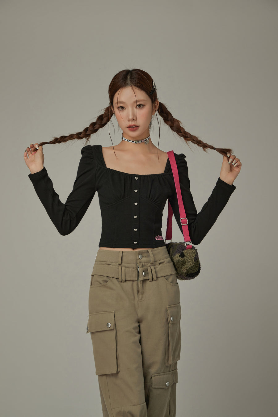 CHUU Heart Buttons Square Puff Sleeve Top