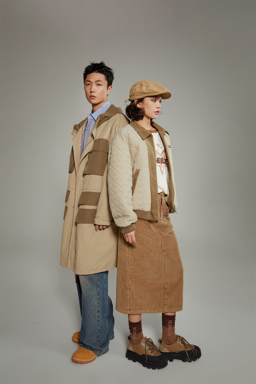 CHUU Two Tone Cargo Long Jacket