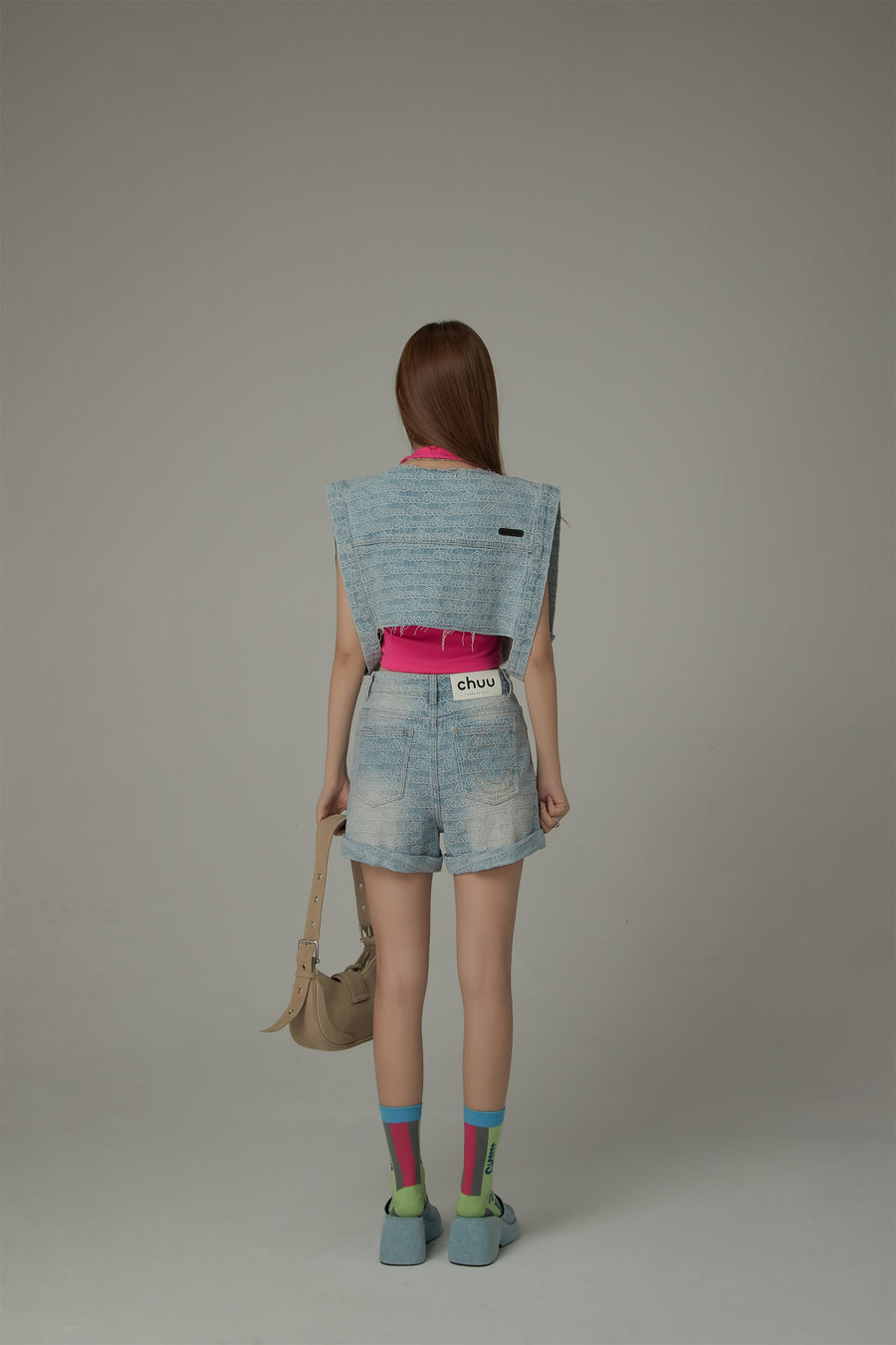 CHUU Unbalanced Sleeveless Raw Hem Denim Vest