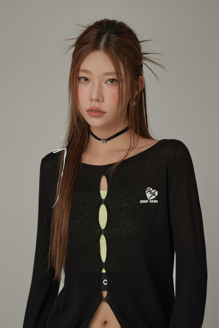 CHUU Embroidery Cutout Semi Crop Knit Top