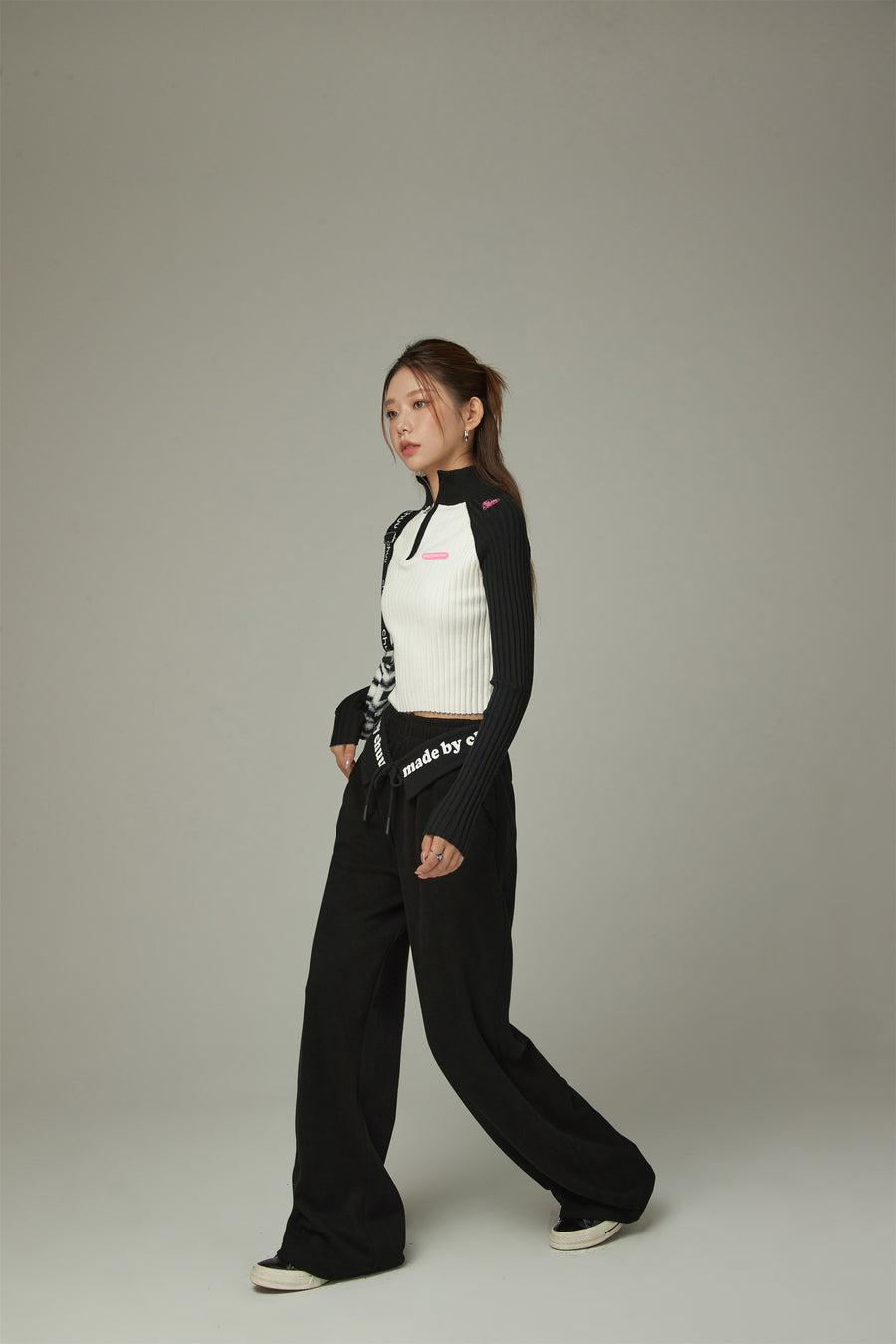 CHUU Logo String Wide Pants