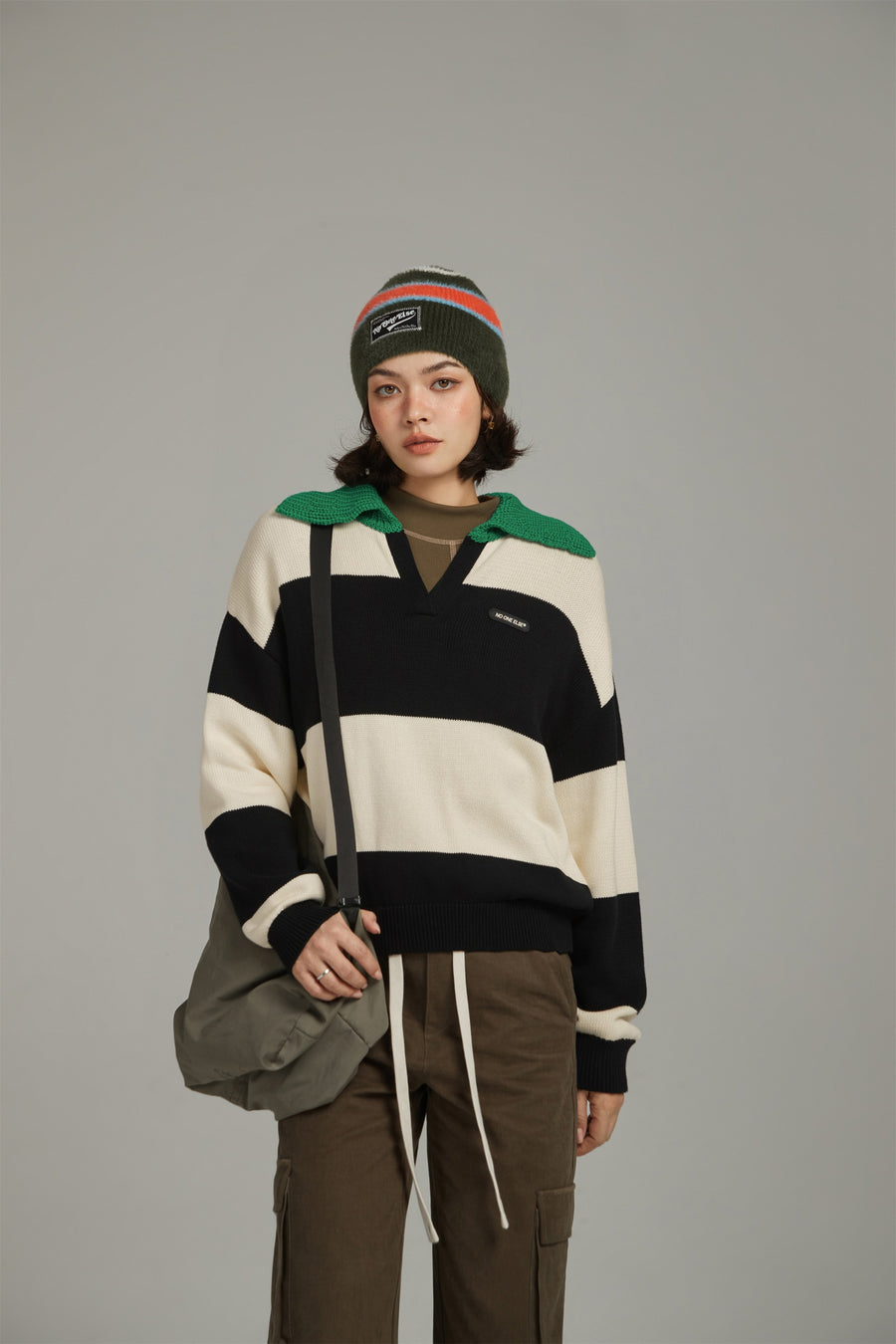 CHUU Open Collar Color Scheme Knit Sweater