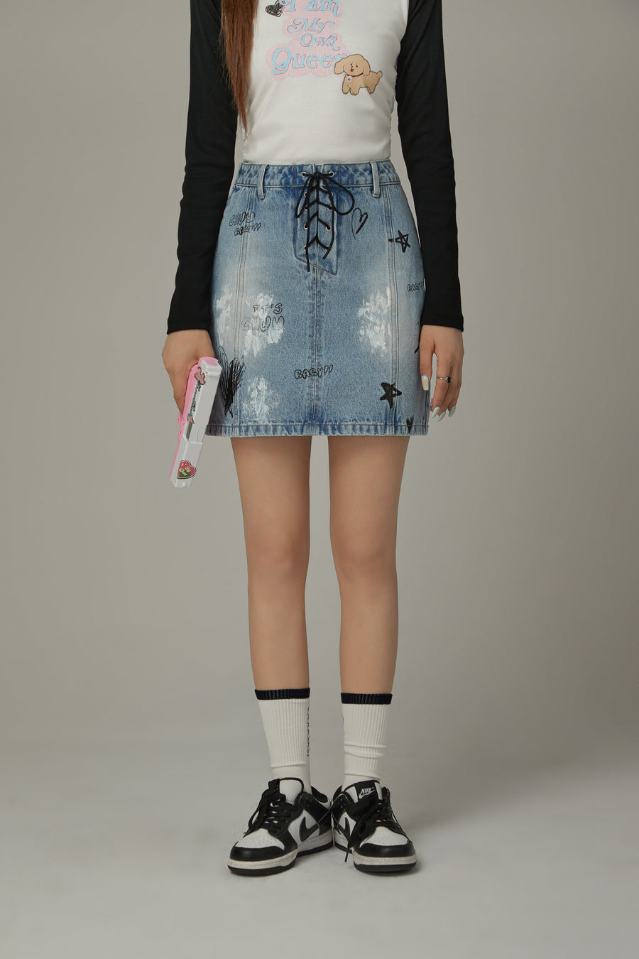 CHUU Lace Up Heart Star Denim Skirt