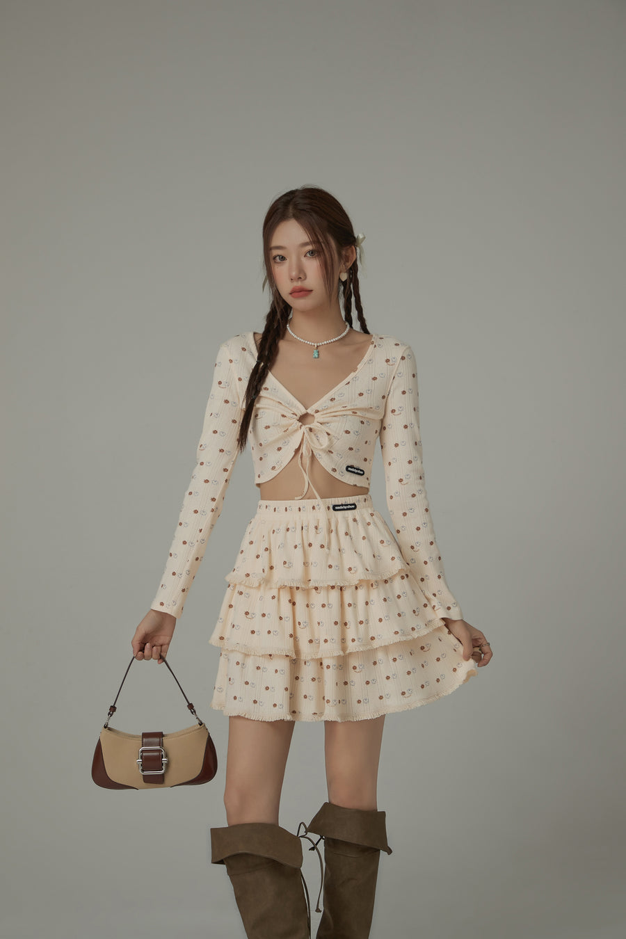 CHUU Flower Eyelet Key Hole Cardigan Top