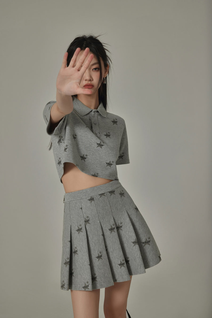 CHUU Chuu Star Pattern Button Up Collar Cropped T-Shirt