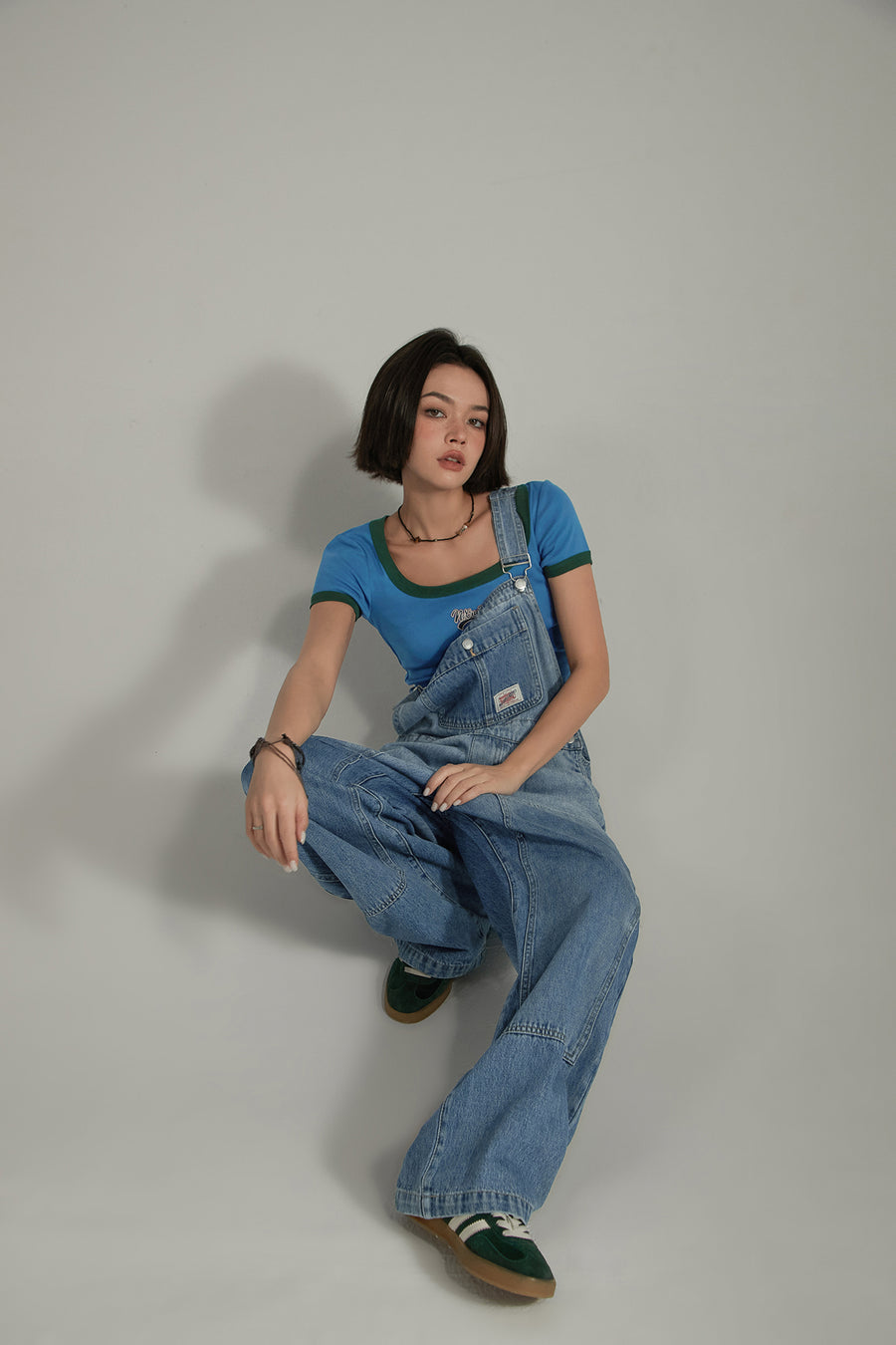 CHUU Washed Denim Suspender Jumpsuit