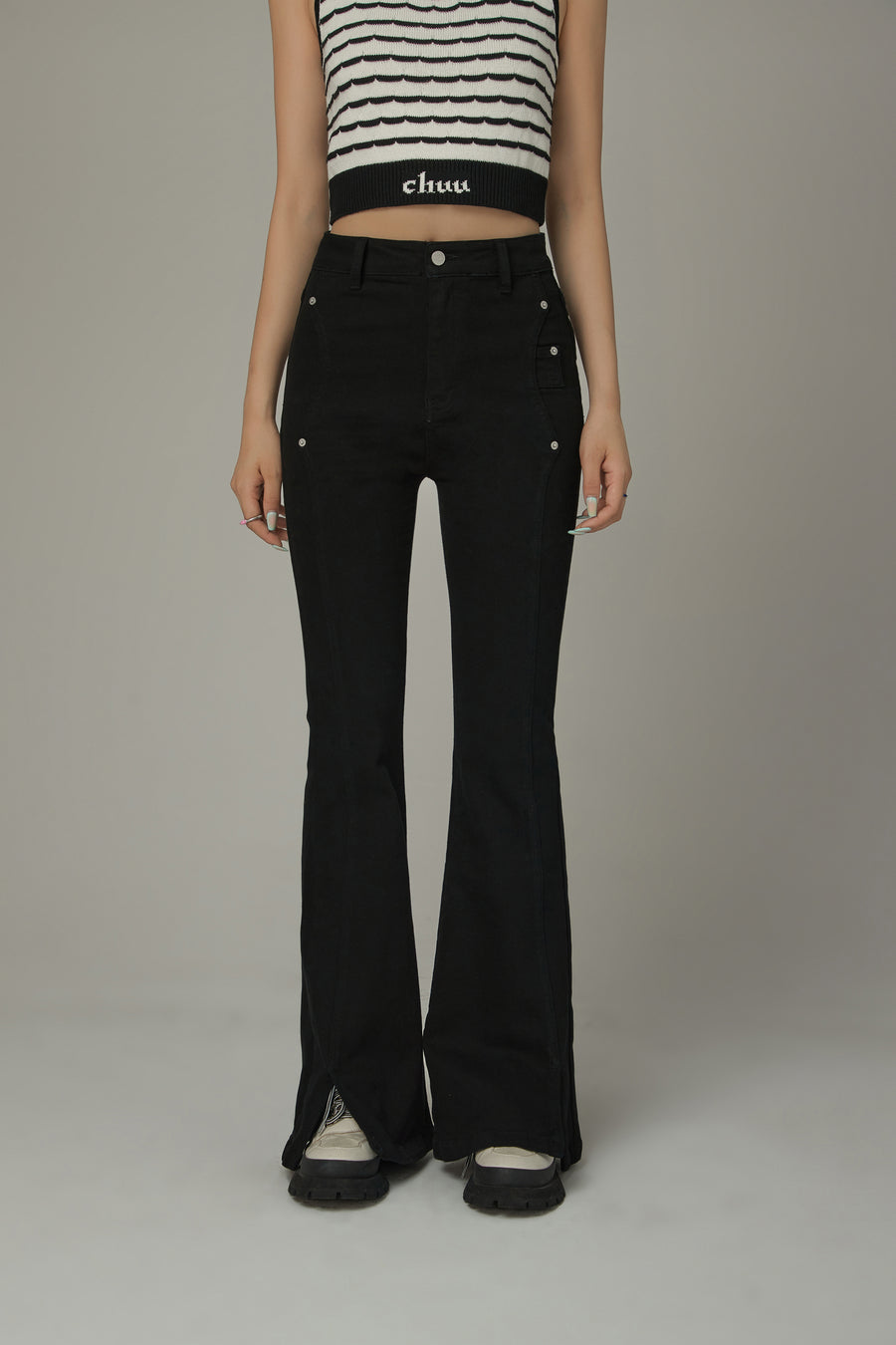 CHUU Slit Bootcut Denim Jeans