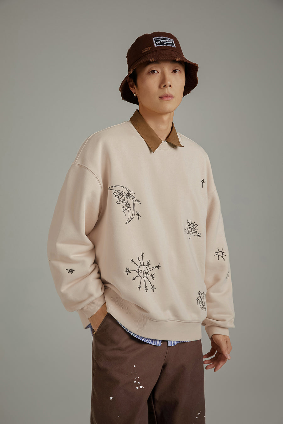 CHUU Star Boxy Sweatshirt