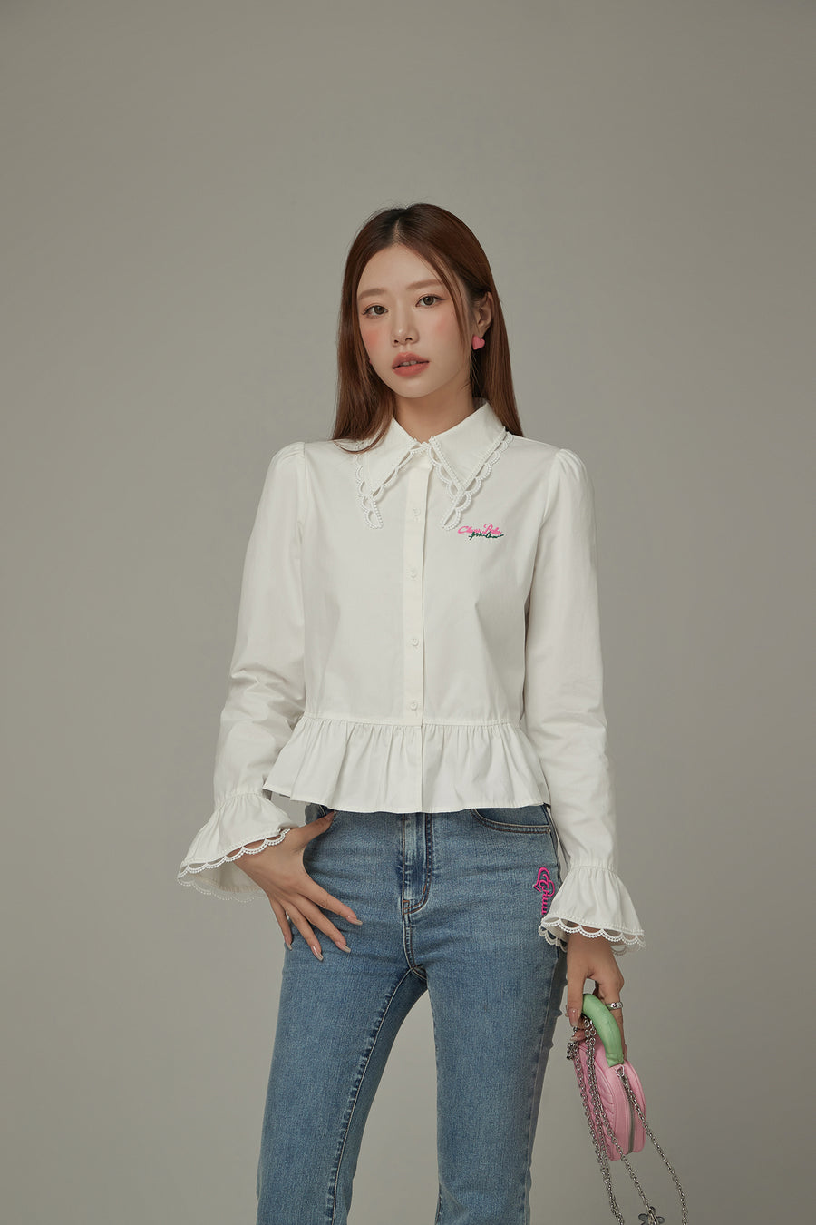 CHUU Ruffle Lace Collar Shirt