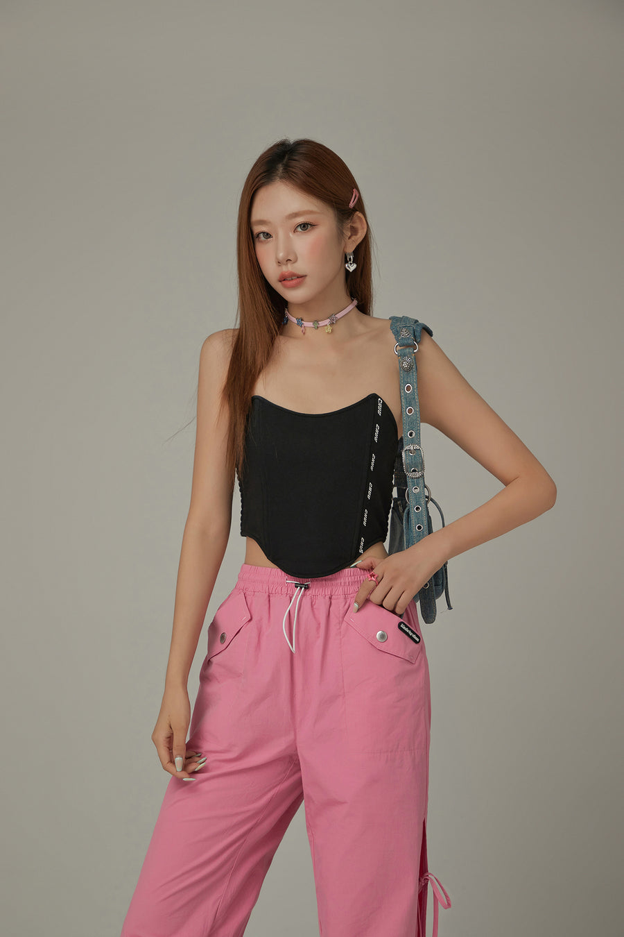 CHUU Lined Logo Unbalanced Tube Top