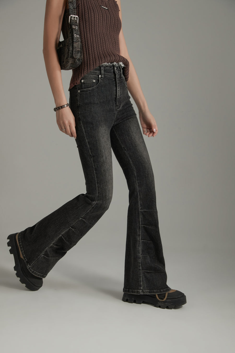 CHUU High Waist Semi Bootcut Jeans