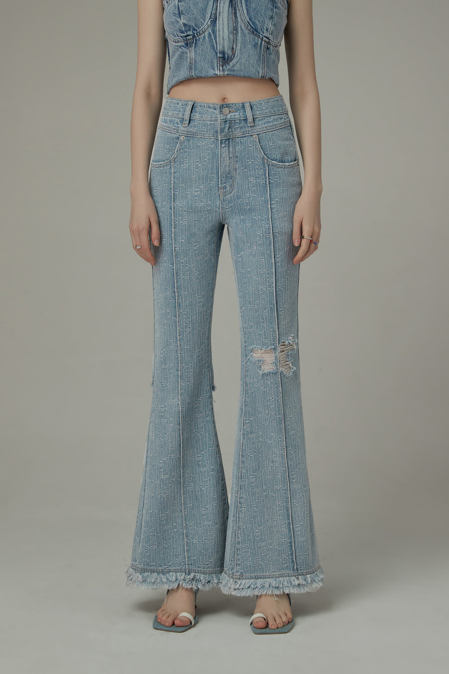 CHUU Fringed Ripped Bootcut Denim Jeans