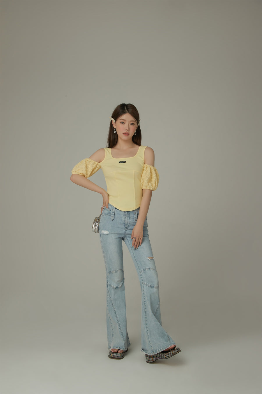 CHUU Puff Sleeve Off The Shoulder Blouse