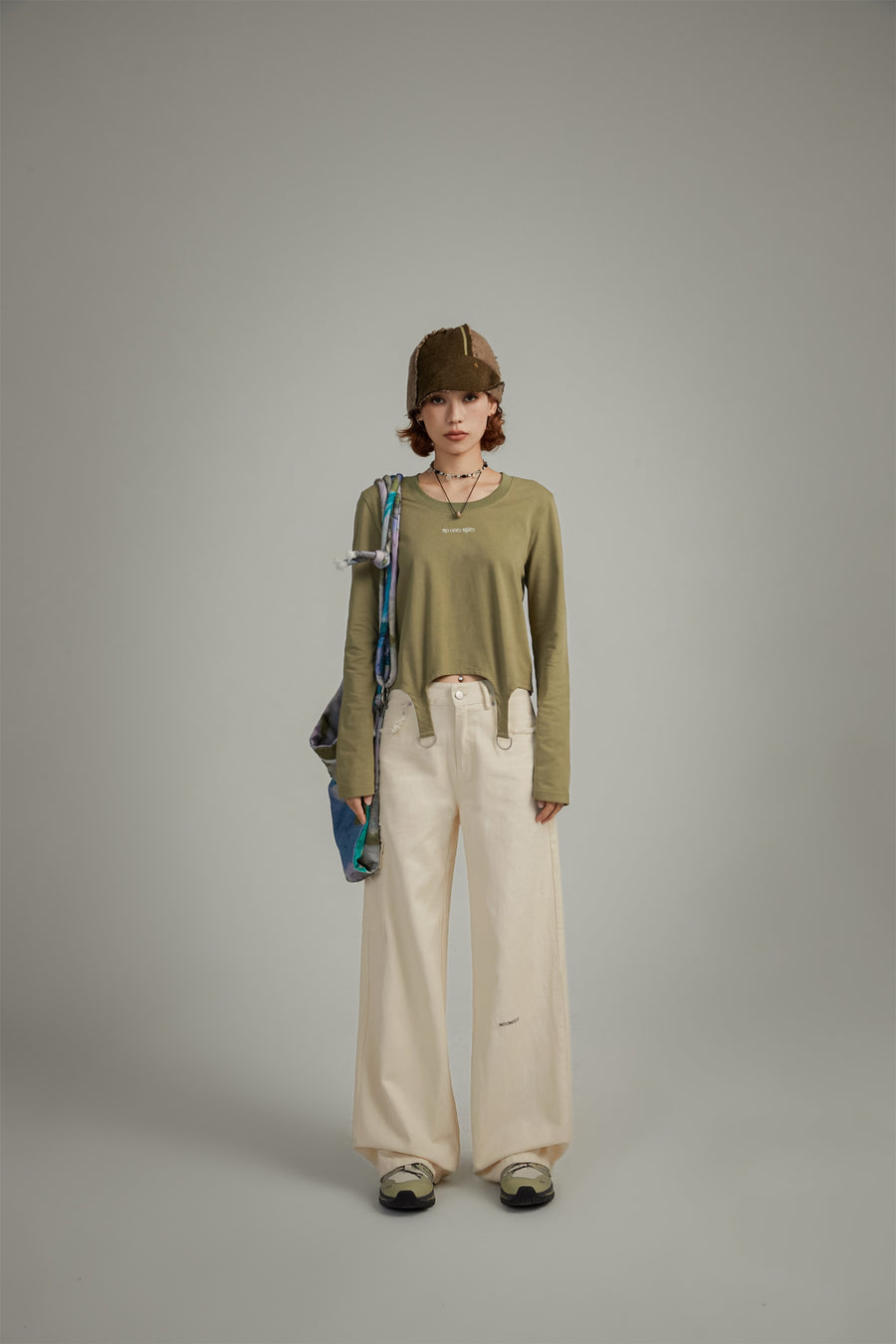 CHUU Frayed Sides Pocket Pants