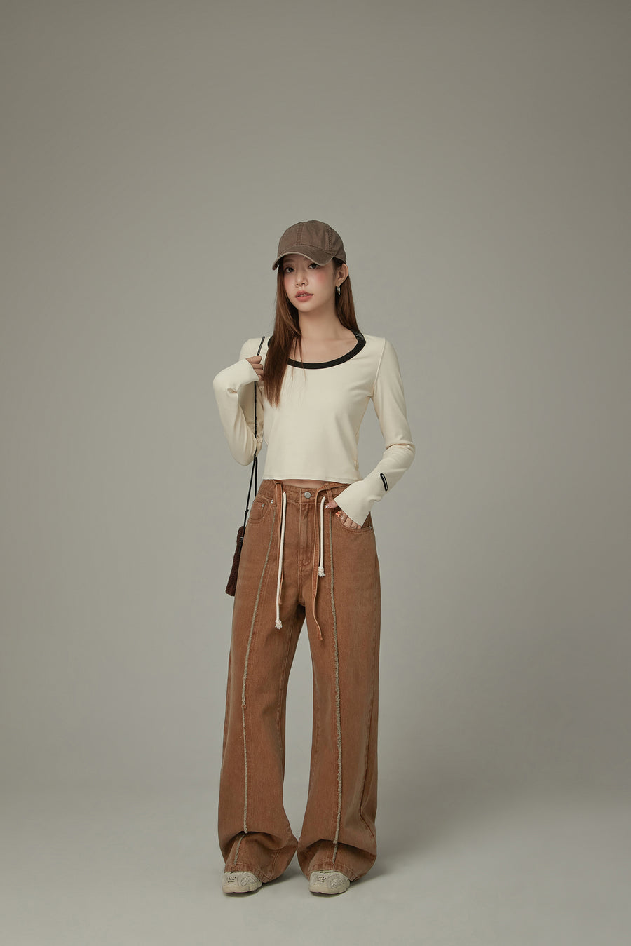 CHUU Fryaed Line Stitch String Denim Jeans