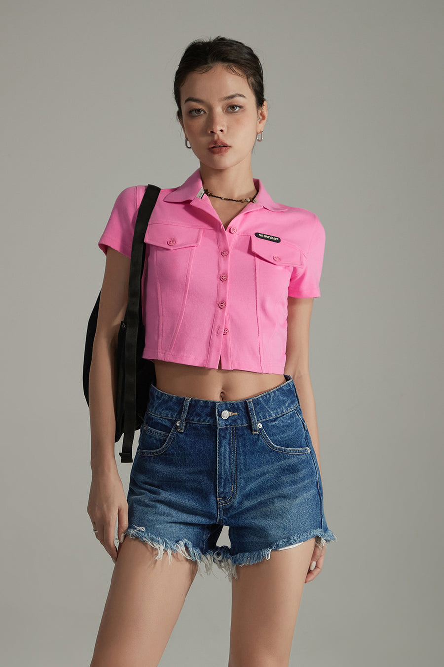 CHUU Colored Pocket Cropped Button Shirt