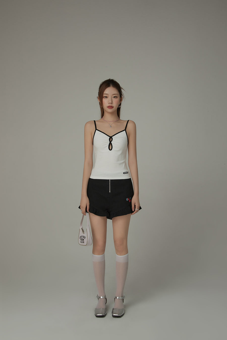 CHUU Color Shirred Keyhole Sleeveless Top