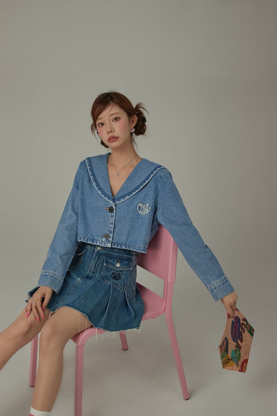 CHUU Embroidered Raw Edge Logo Sailor Denim Jacket