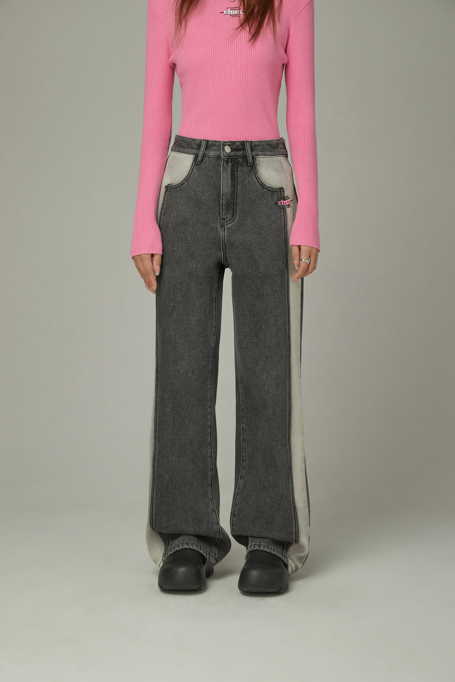 CHUU Color Matching Brushed Denim Jeans