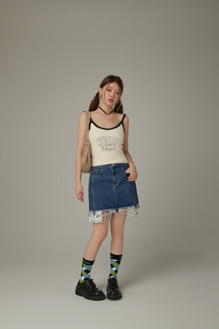 CHUU Color Matching Line Sleeveless Top