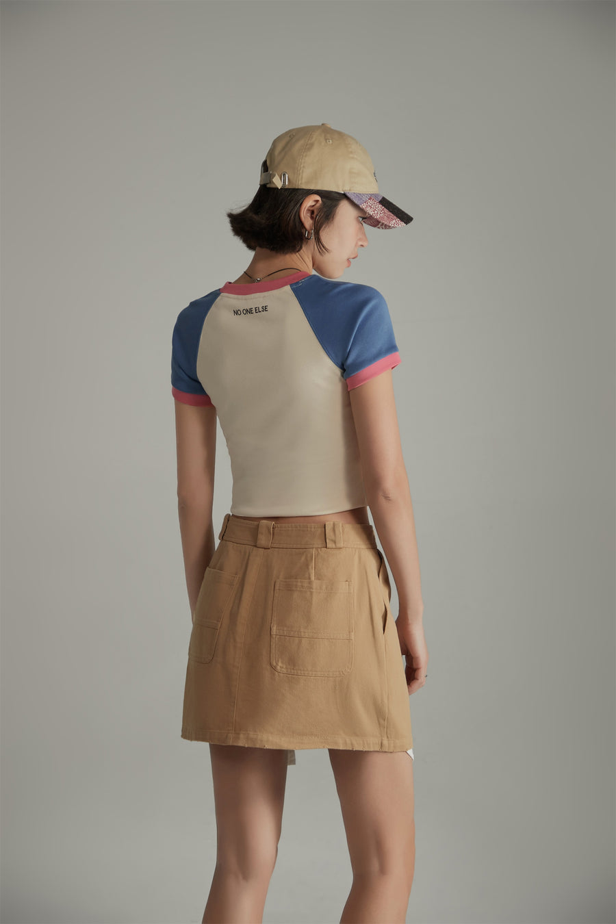 CHUU Exposed Pockets A-Line Mini Skirt