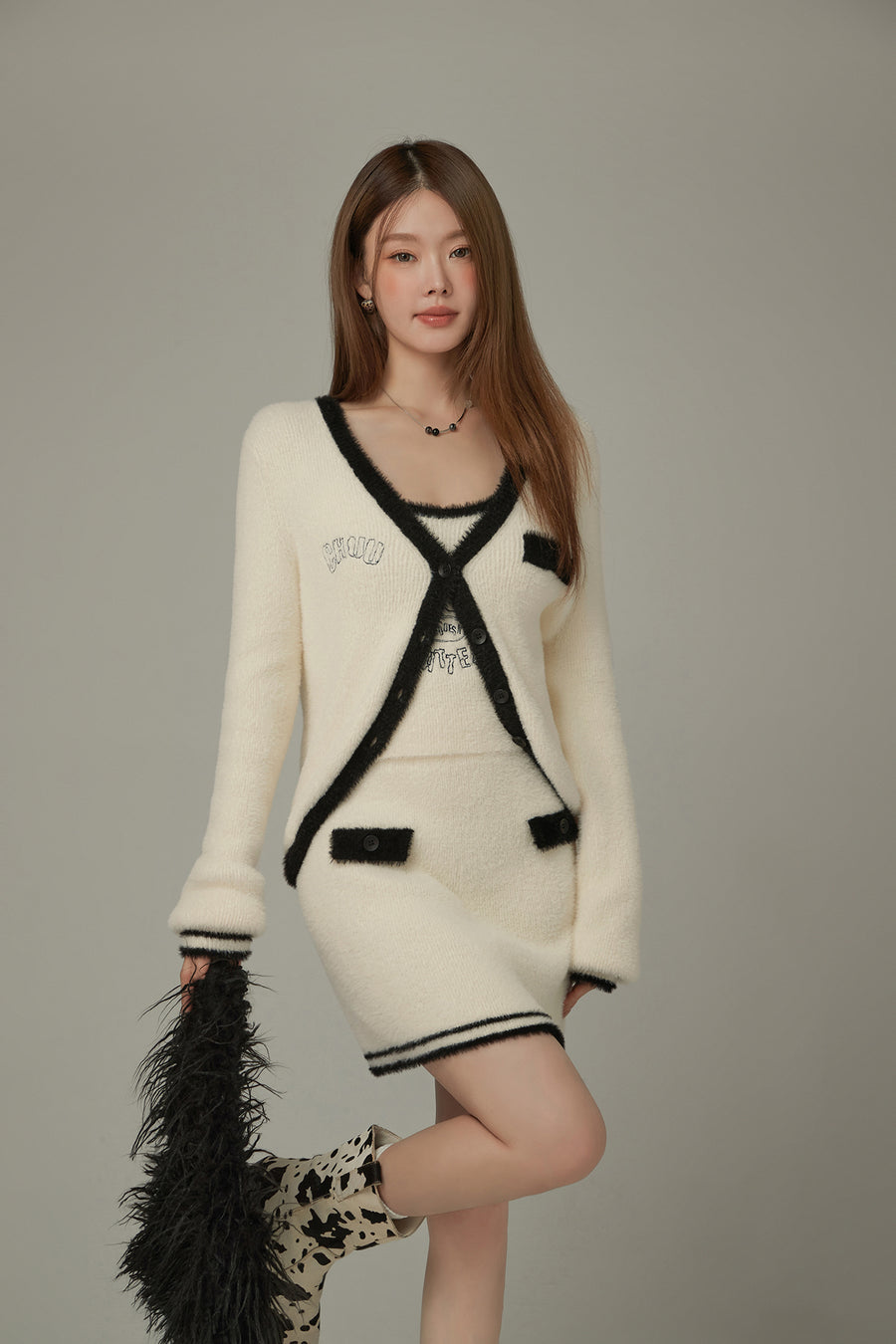 CHUU Color Lined Knit Cardigan