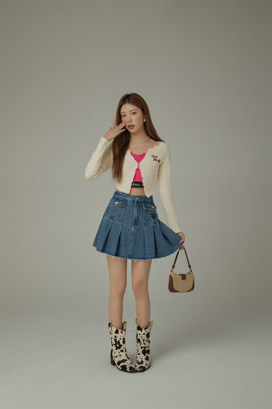 CHUU Logo Embroidered Ruffle Cardigan