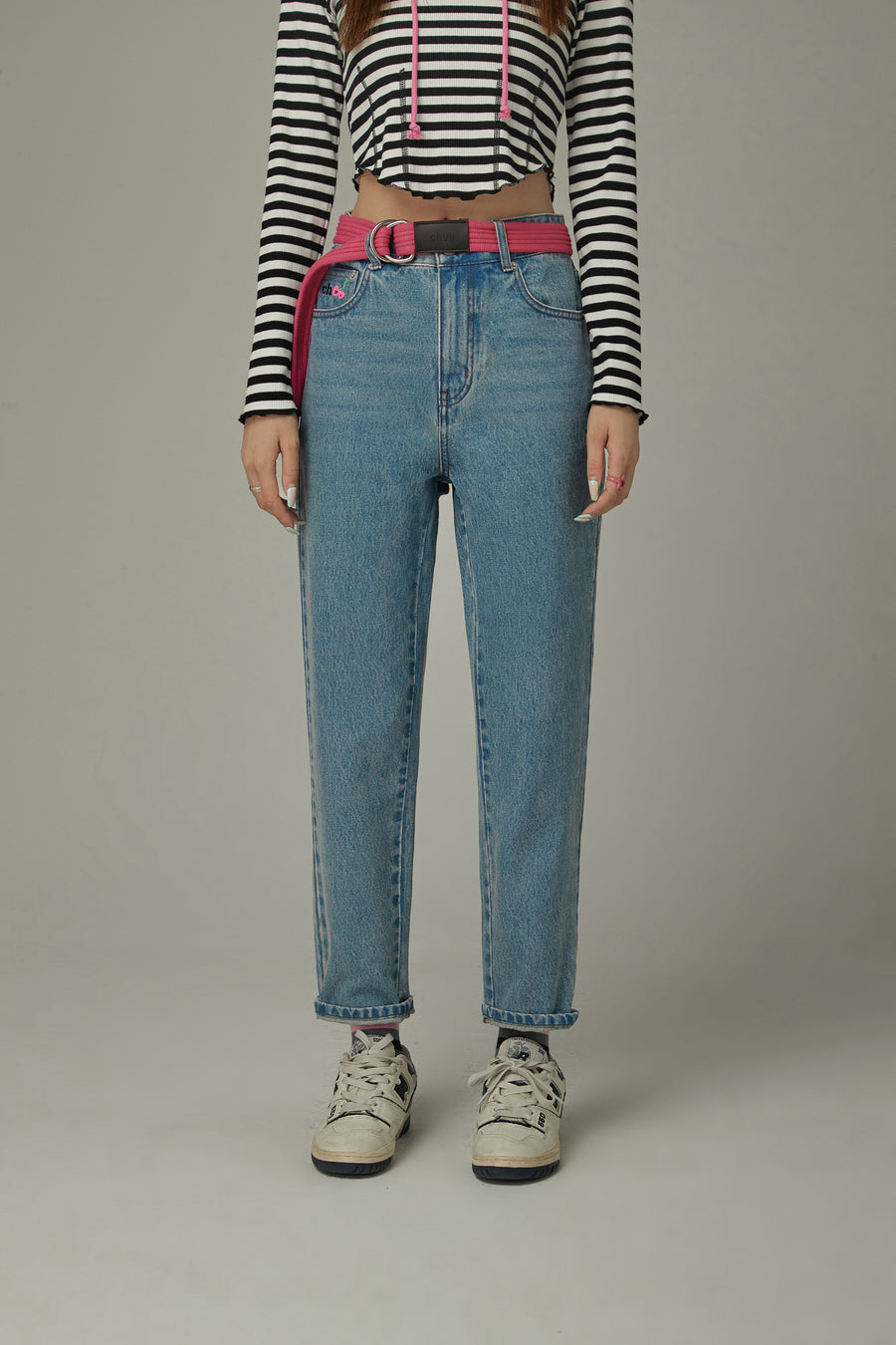 CHUU Logo Embroidered Denim Jeans