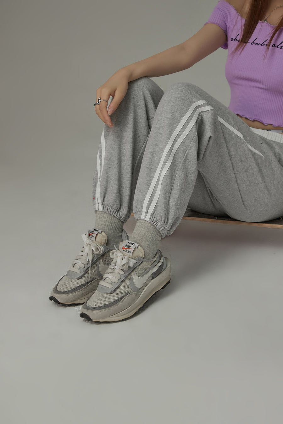 CHUU Line Side Straps Baggy Jogger Pants