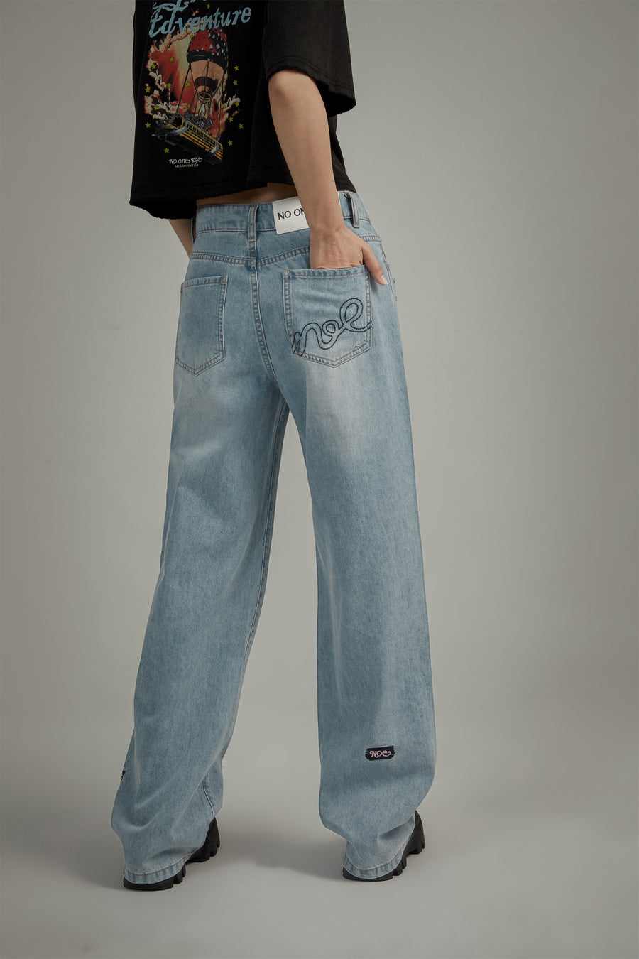 CHUU Mushroom Design Ripped Wide Denim Jeans