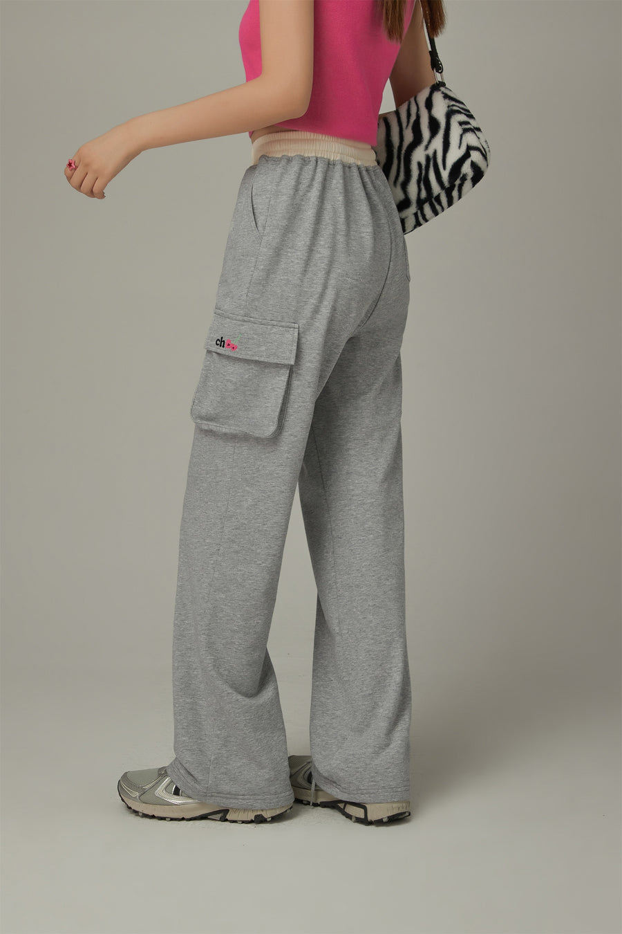 CHUU Colorful Logo Pocket String Cargo Pants