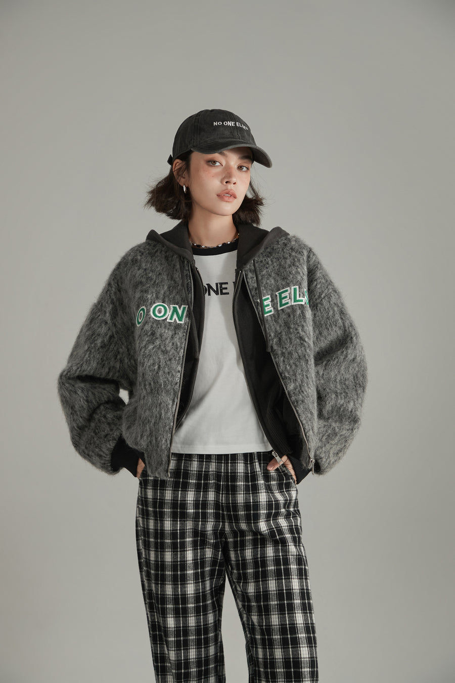 CHUU Fuzzy Logo Two Toned Jacket