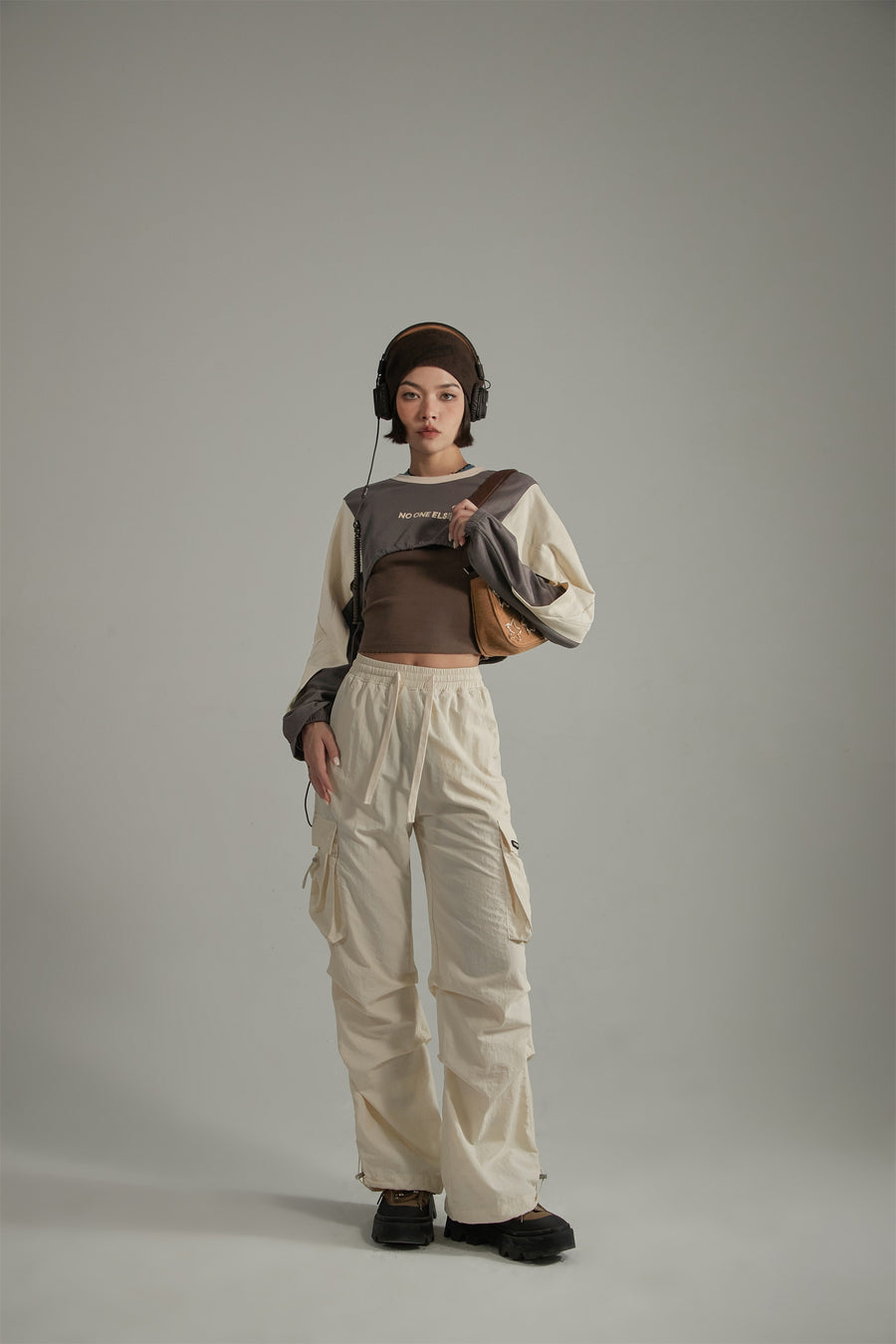 CHUU Colored Bolero Maxi Crop Sweatshirt