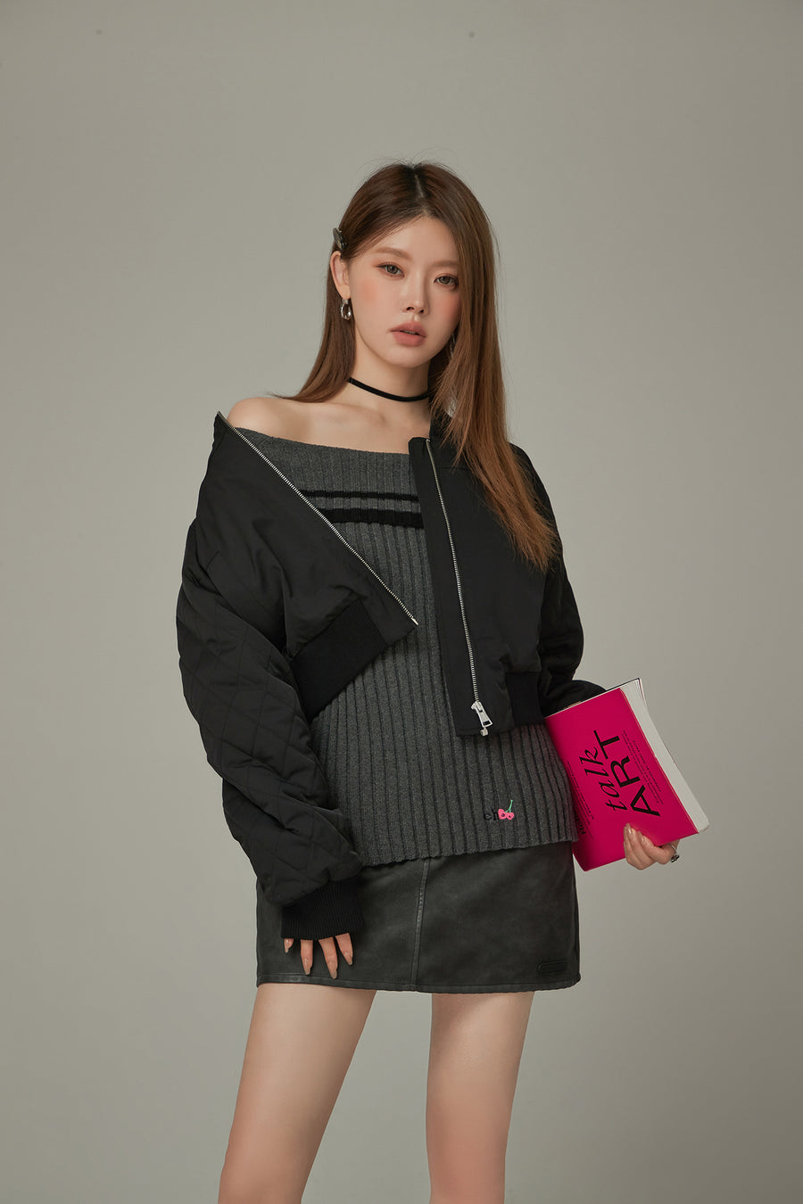 CHUU Loose Fit Varsity Qualited Sleeve Jacket