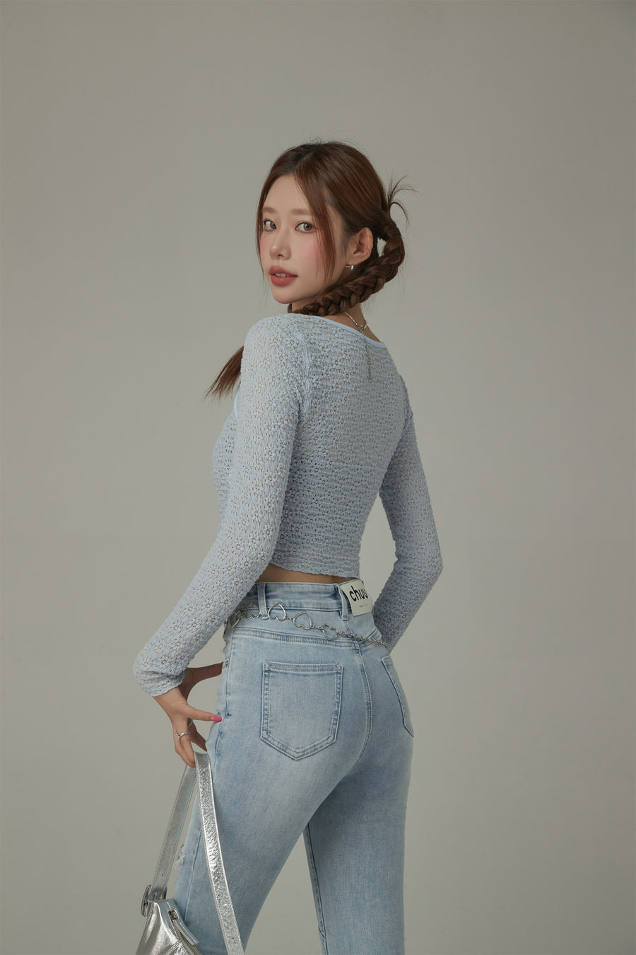 CHUU Flower Holes Pattern Crop Slim Top