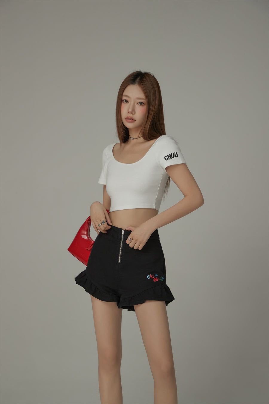 CHUU Chuu Sleeve Lettering Big U Neck Crop T-Shirt