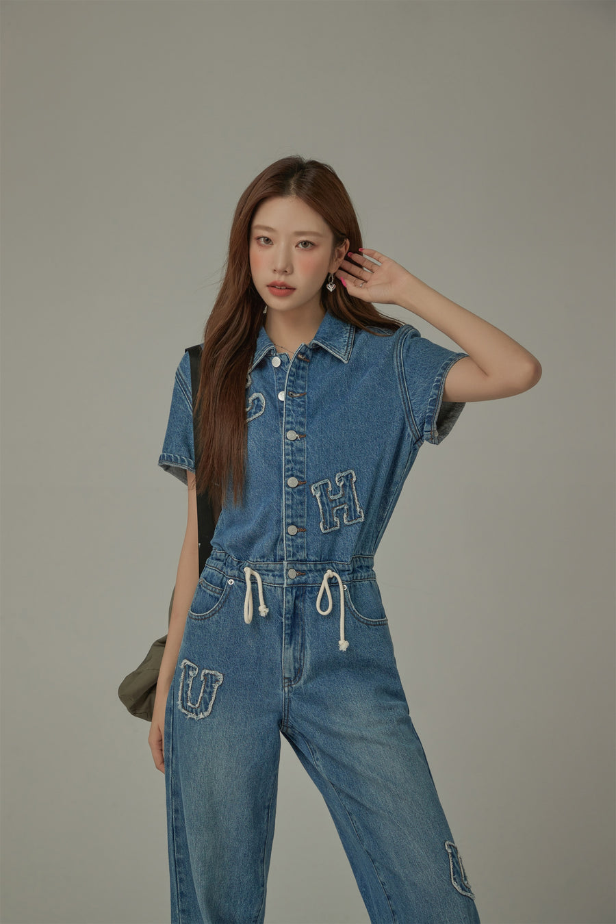 CHUU String Embroidered Denim Jumpsuit