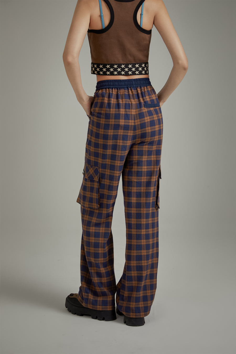 CHUU Check Pocket String Casual Pants