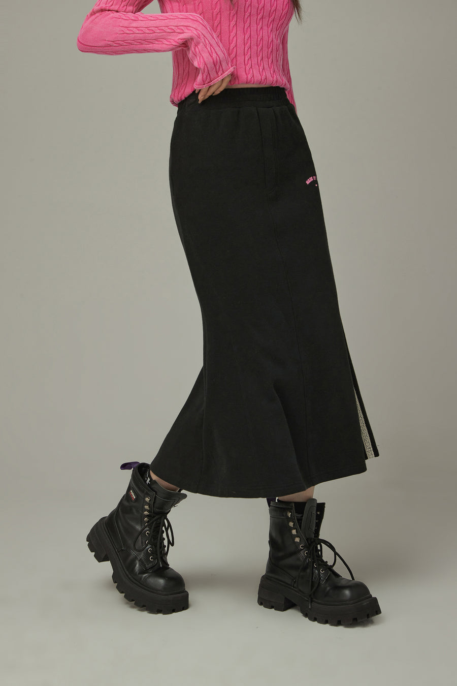 CHUU Logo Embroidery Long Skirt