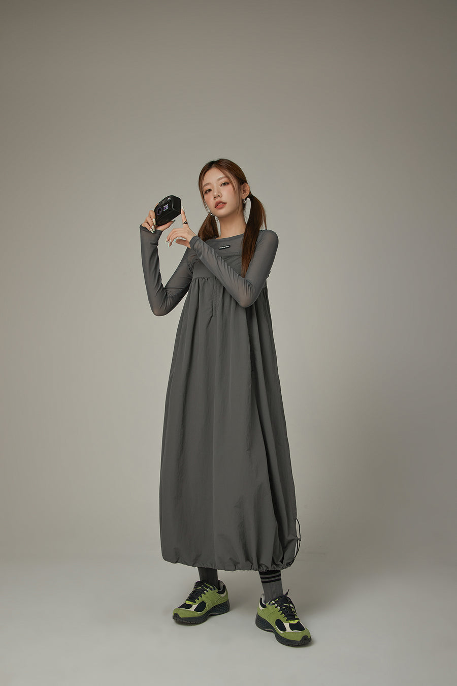 CHUU Drawstring Hem Long Babydoll Dress