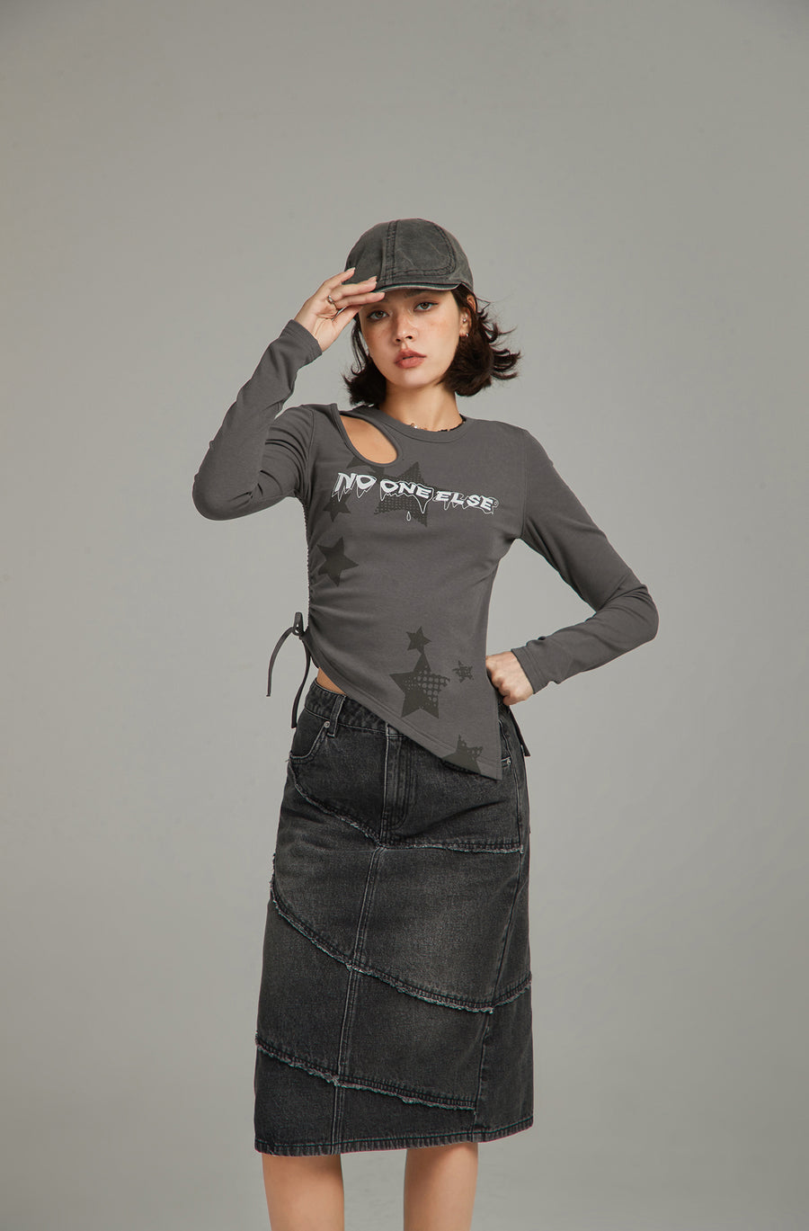 CHUU Star Slit Shirring T-Shirt