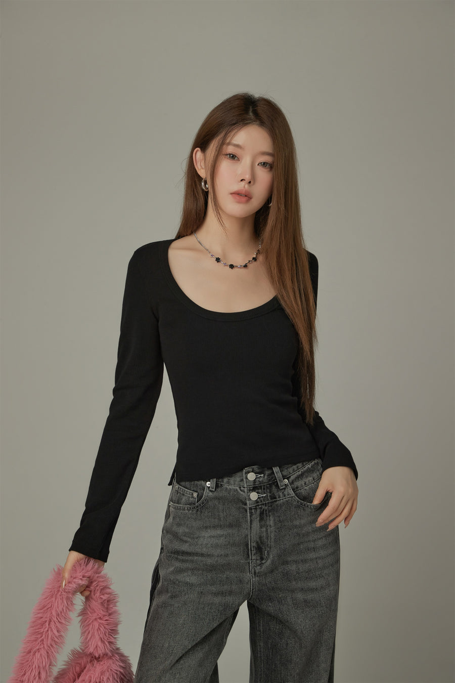 CHUU U Neck Basic Long Sleeve T-Shirt