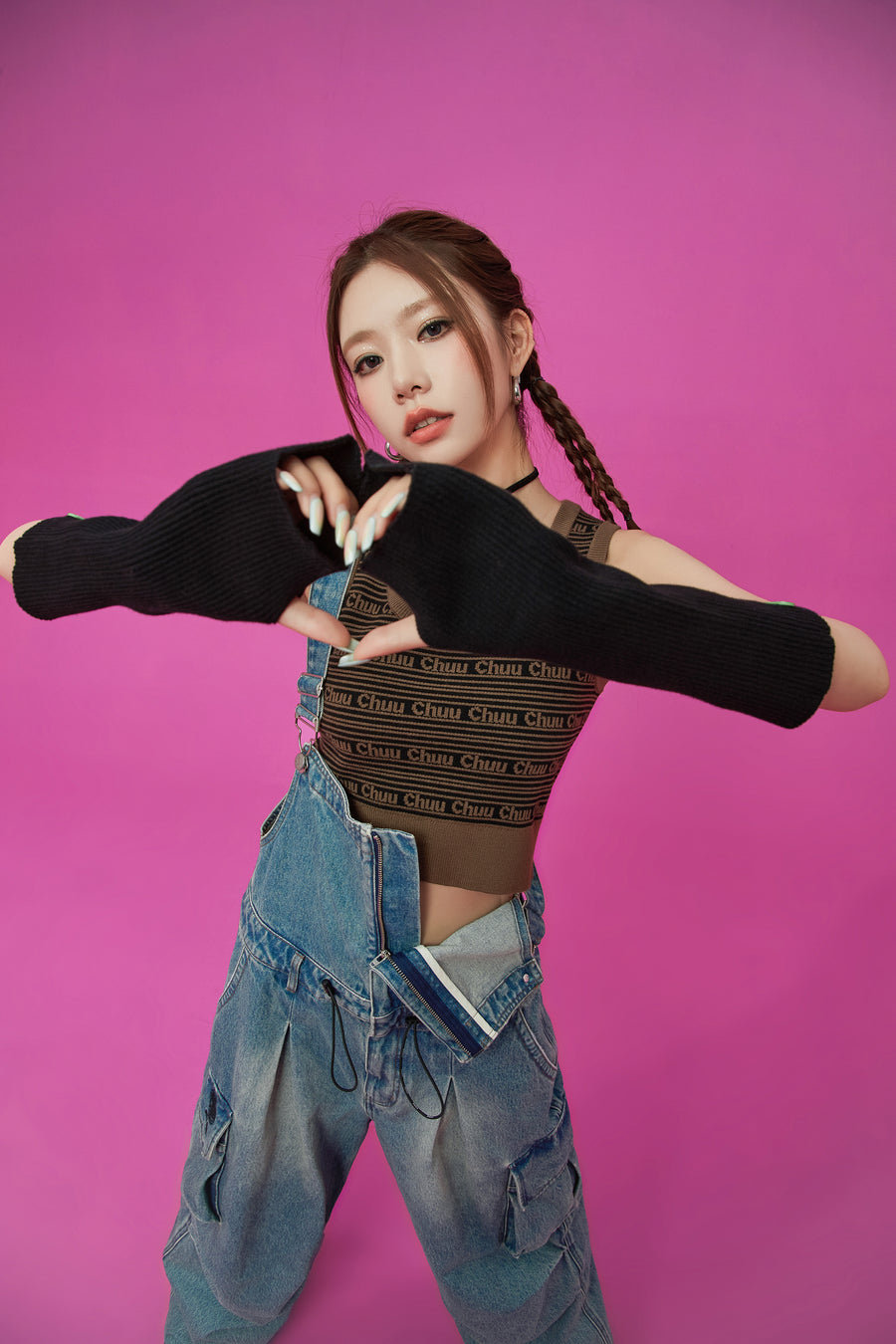 CHUU Logo Lettering Knit Sleeveless Top