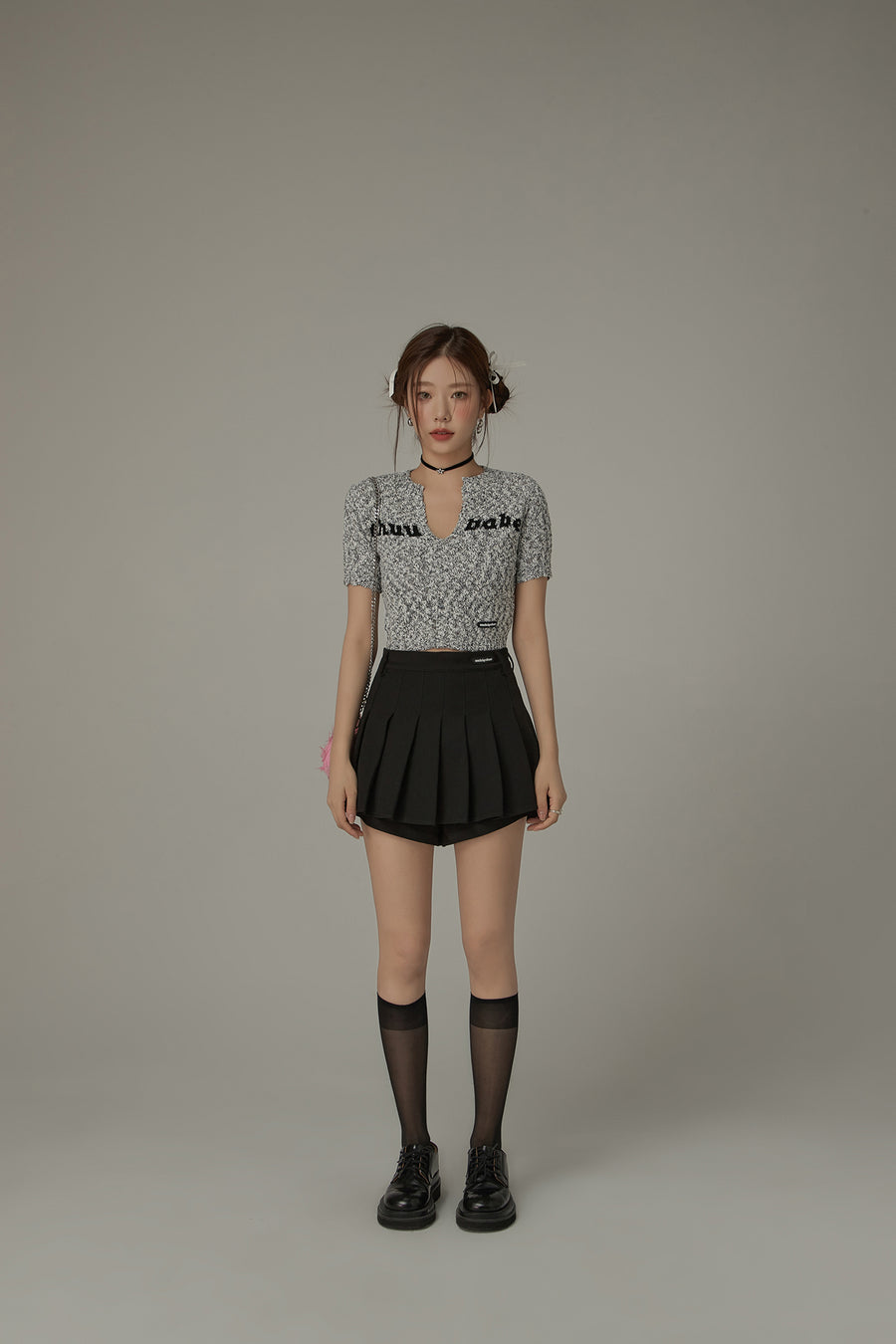 CHUU V-Trim Cropped Knit Short Sleeve Top