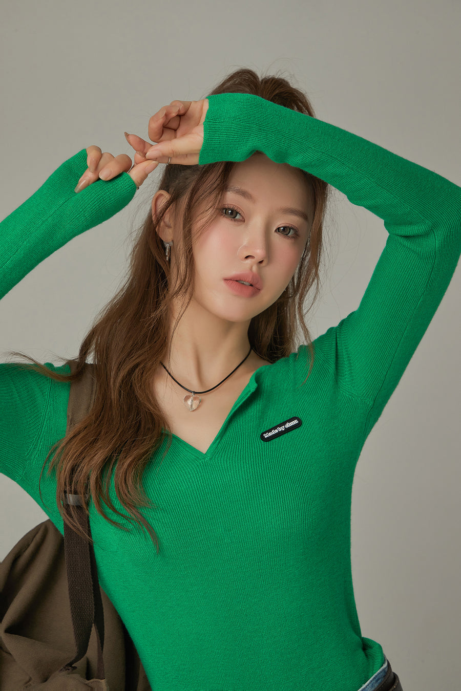 CHUU V- Neck Slit Basic Knit Top