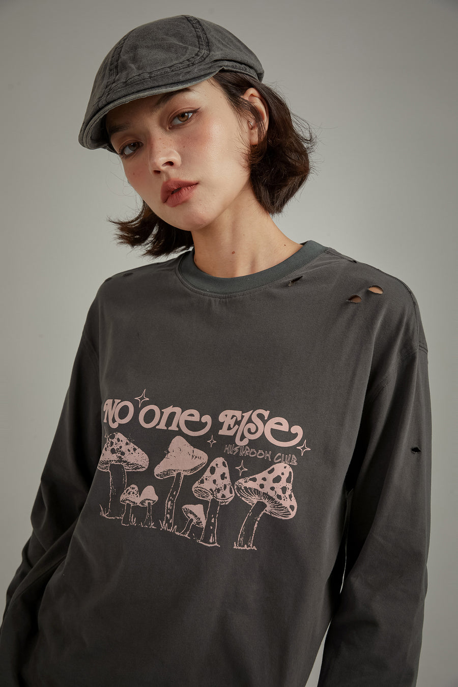 CHUU Logo Mushroom Long Sleeve T-Shirt