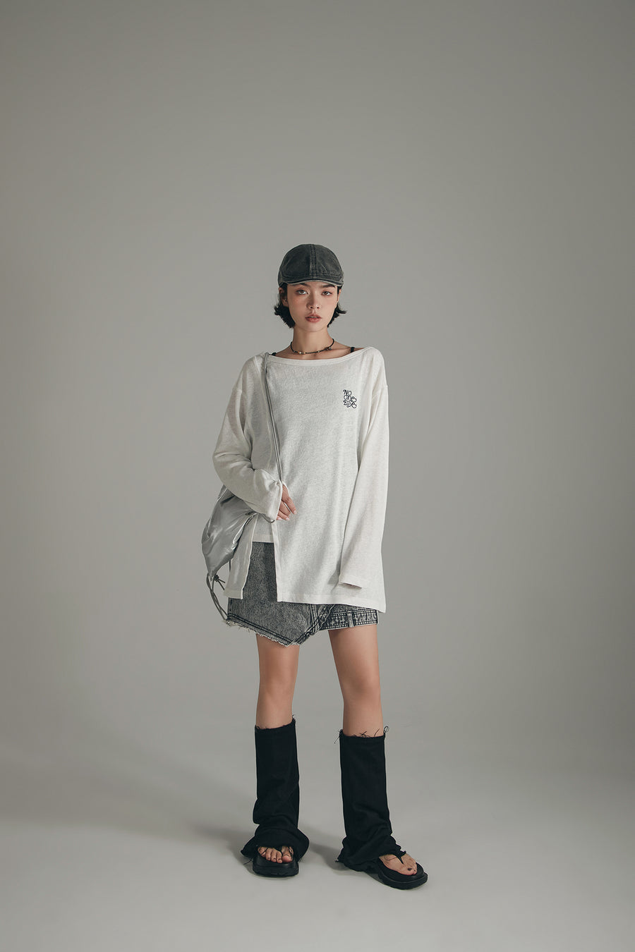 CHUU Slit Boxy Open Shoulder T-Shirt