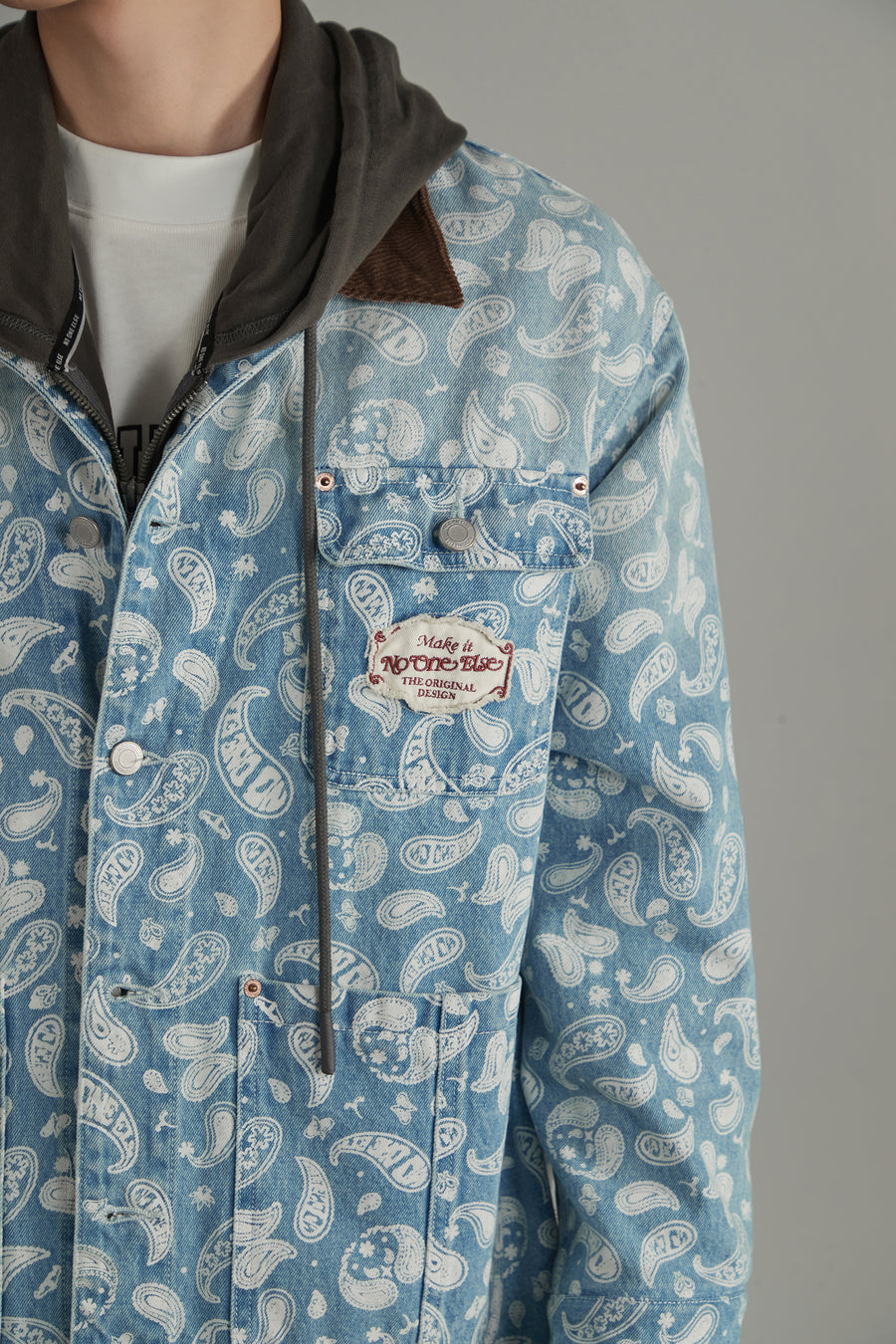 CHUU Paisley Pocket Denim Jacket