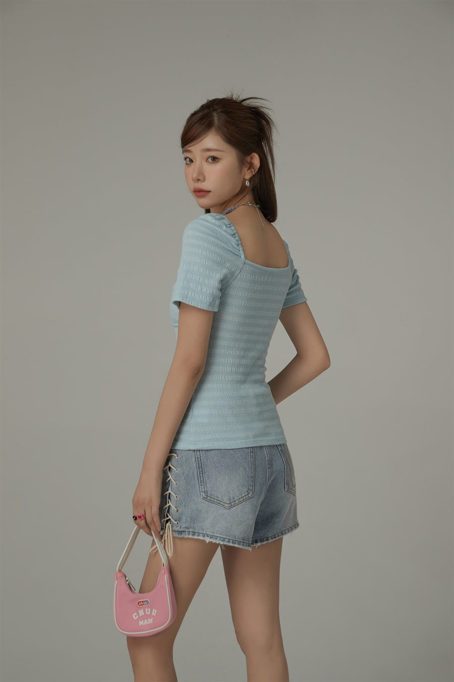 CHUU Halter Neck Striped Short Sleeve Top